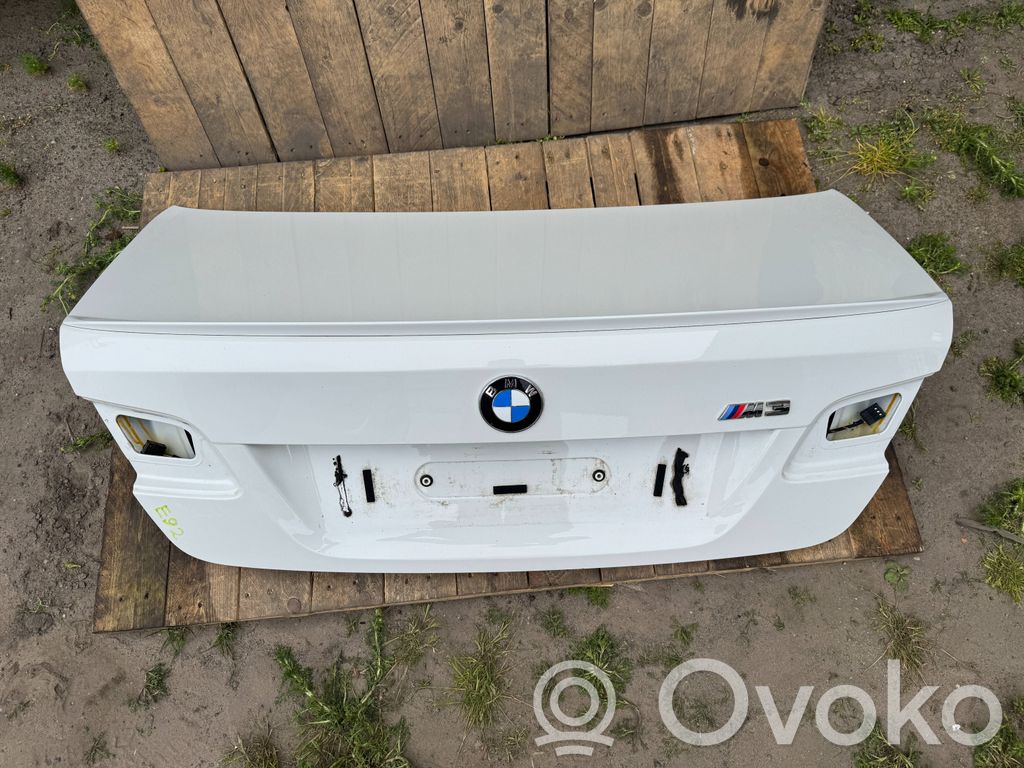 Tailgate/trunk/boot lid