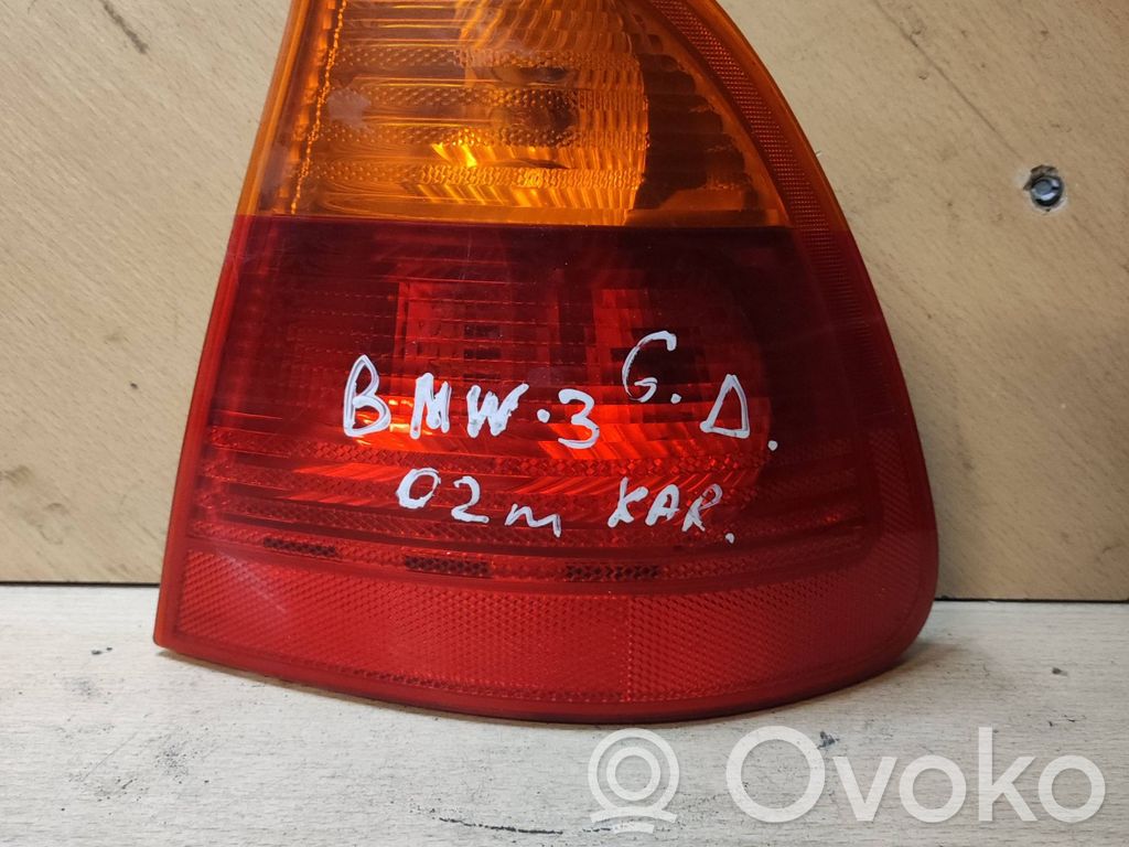 BMW 3 E46 Задний фонарь в кузове 