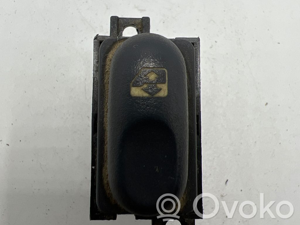 Renault Espace III Electric window control switch 