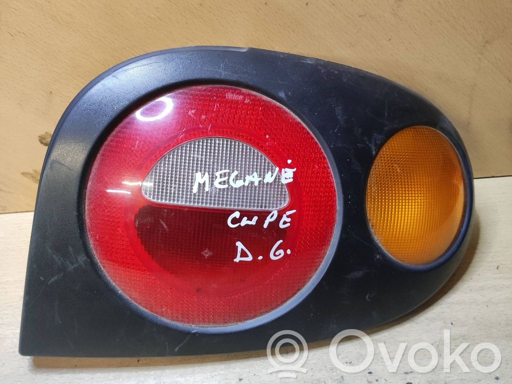 Renault Megane I Aizmugurējais lukturis virsbūvē 