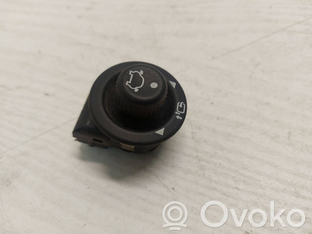Ford Mondeo Mk III Wing mirror switch 