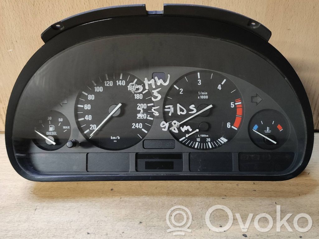 BMW 5 E39 Speedometer (instrument cluster) 