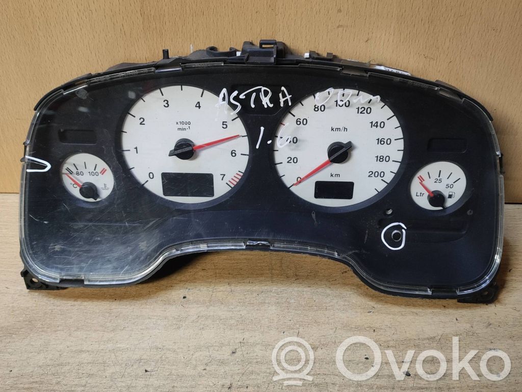 Opel Astra G Speedometer (instrument cluster) 