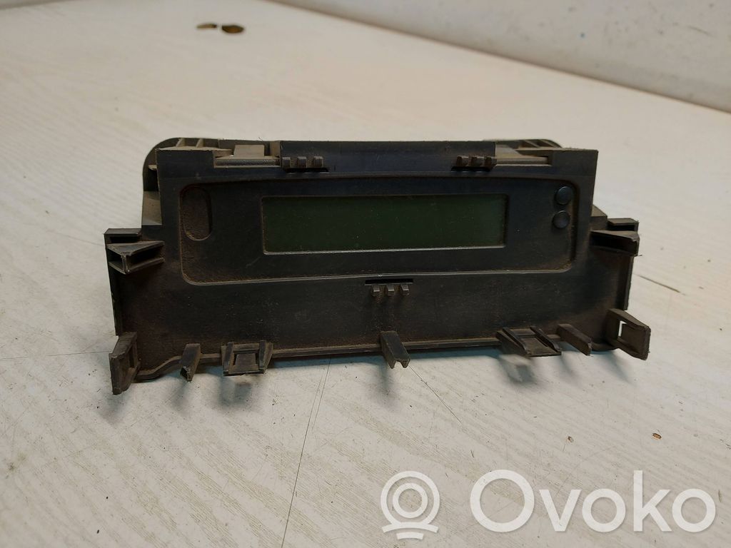 Renault Megane II Screen/display/small screen 