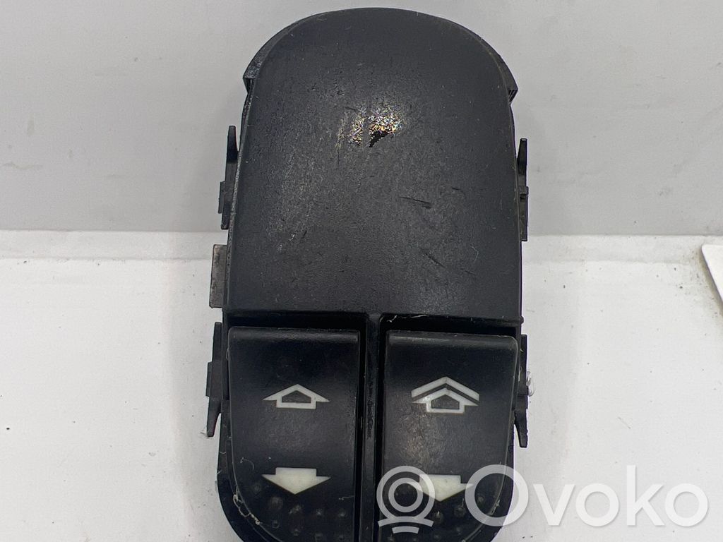 Ford Focus Electric window control switch 