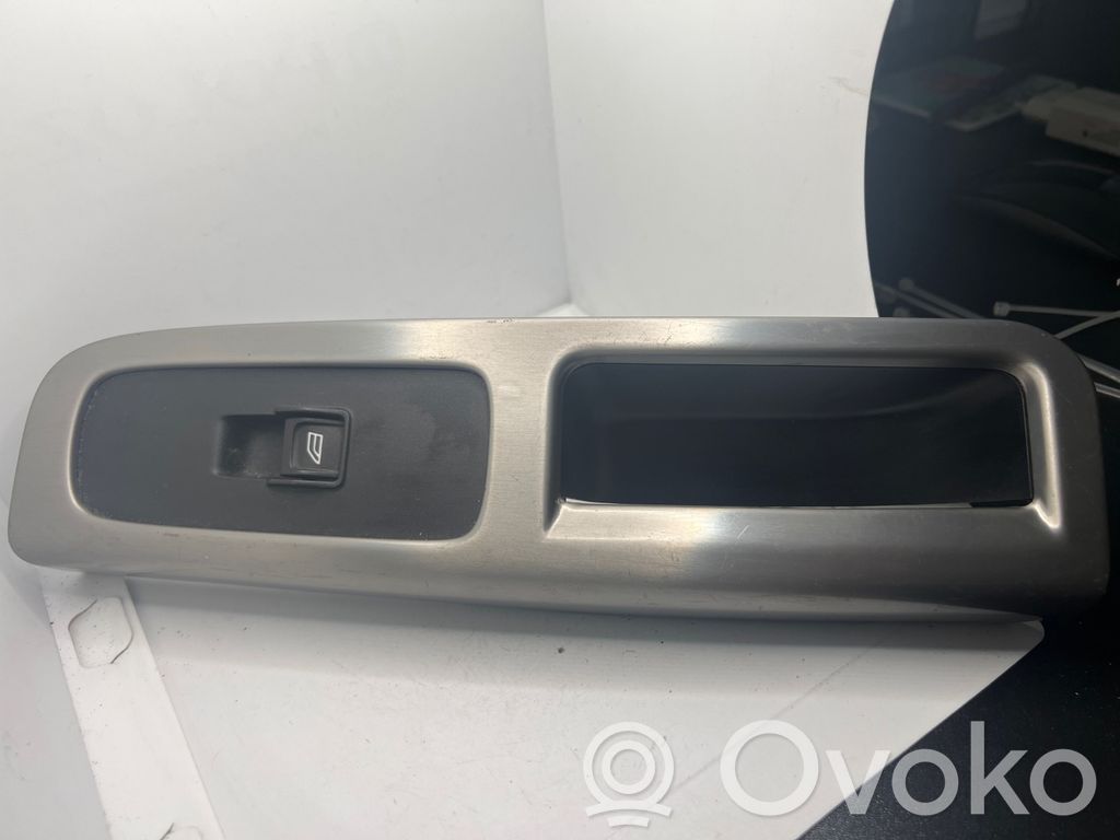 Volvo S40 Przyciski szyb 