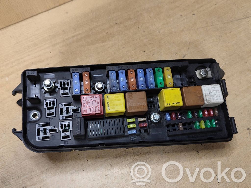 Opel Vectra C Fuse module 