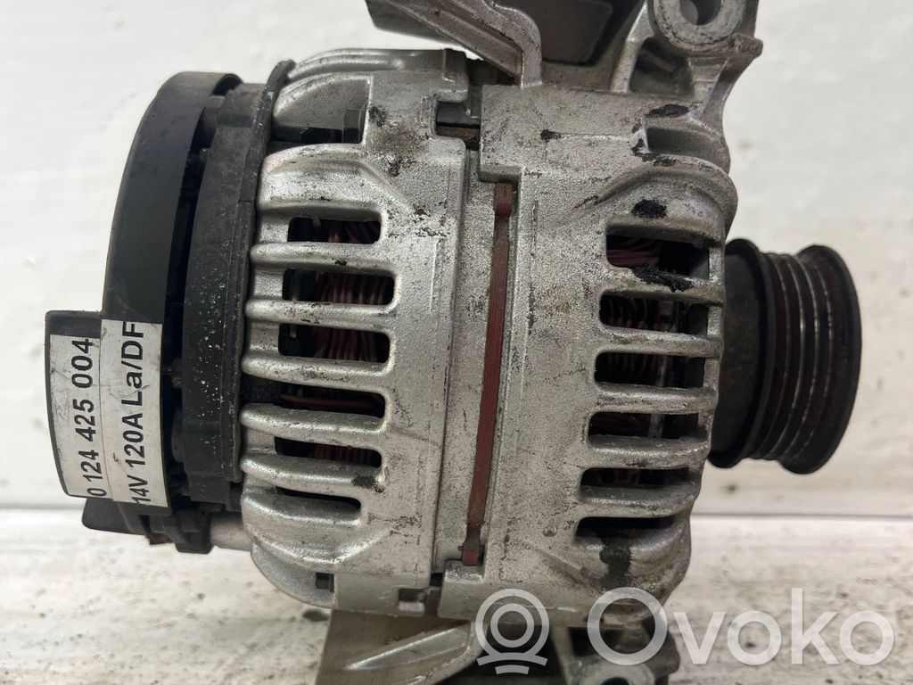 Opel Signum Ģenerators 