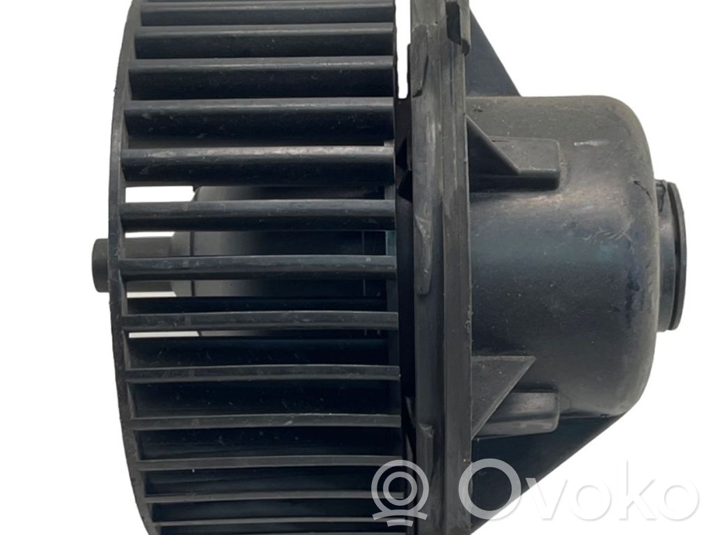 Volkswagen Golf III Heater fan/blower 