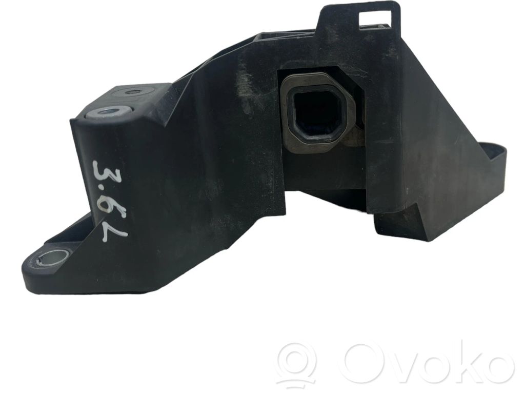 Chrysler Pacifica Radiator support slam panel bracket 