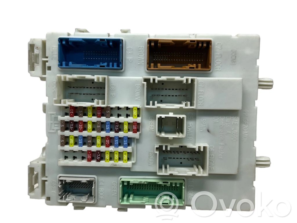 Ford C-MAX II Fuse module 