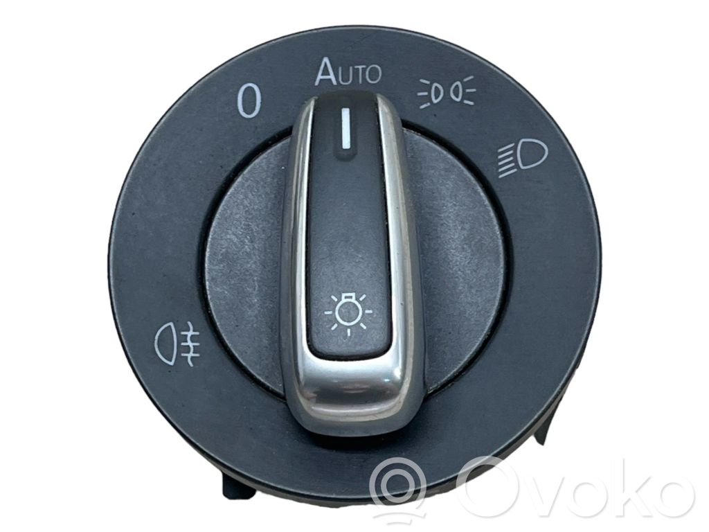 Volkswagen PASSAT CC Light switch 