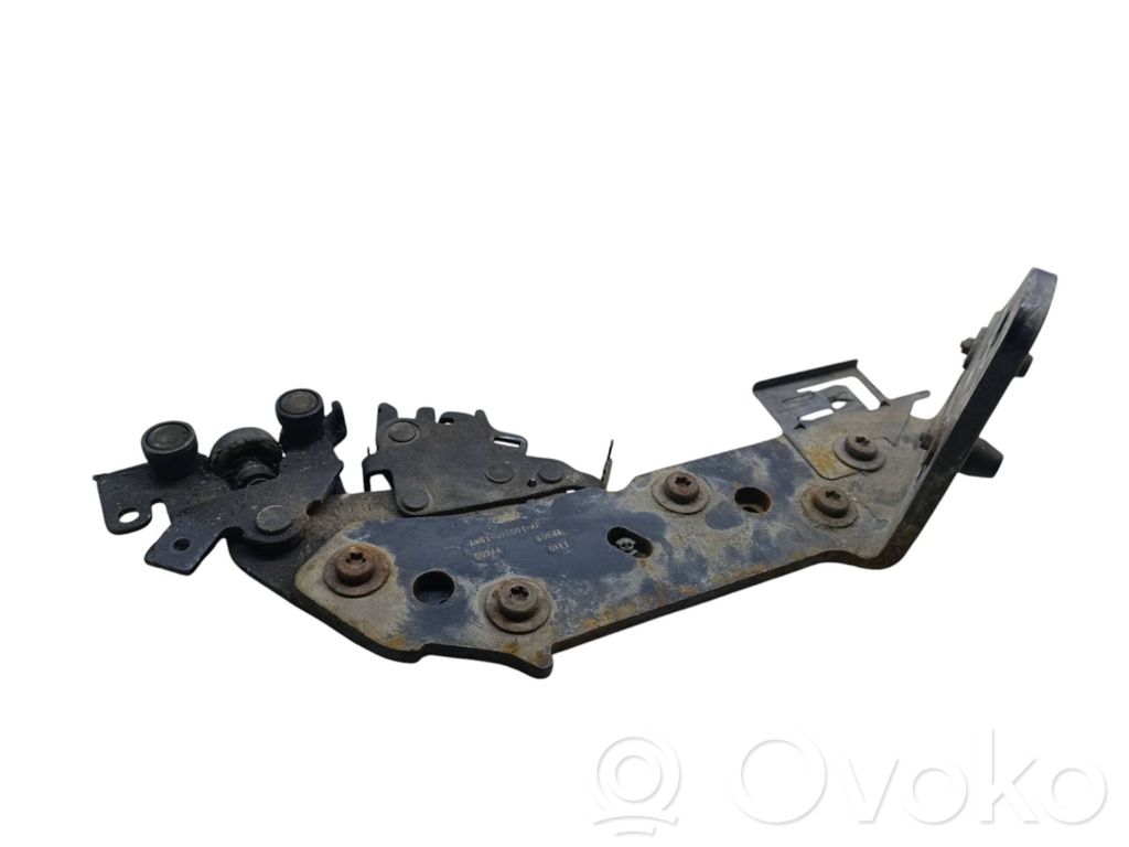 Ford Grand C-MAX Sliding door lower roller guide/hinge 