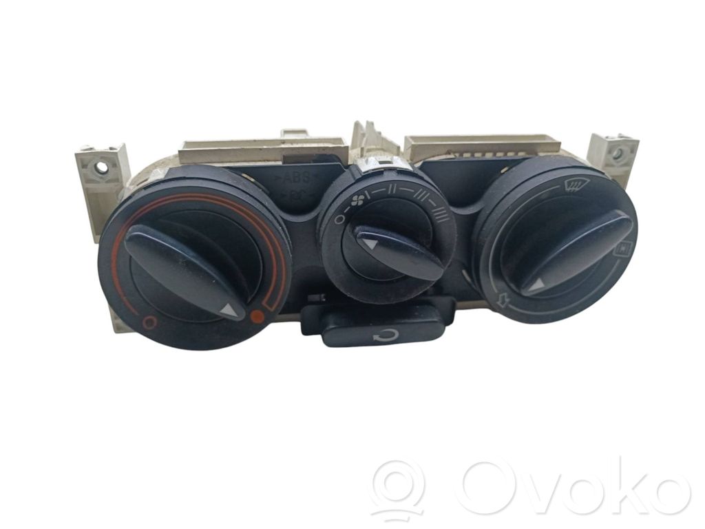 Audi A3 S3 8L Climate control unit 