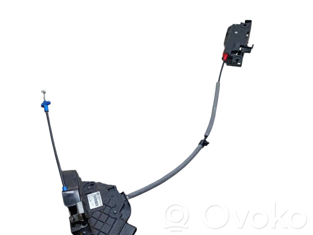 Ford Mondeo MK IV Priekšpusē slēdzene 