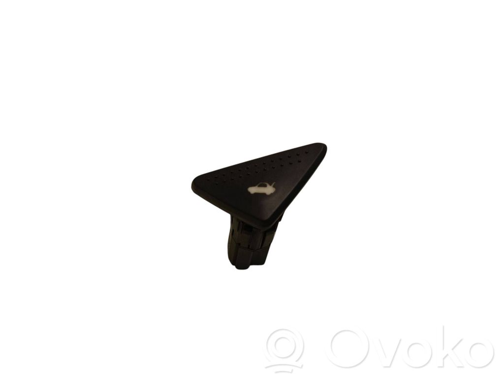 Ford Focus Tailgate opening switch 
