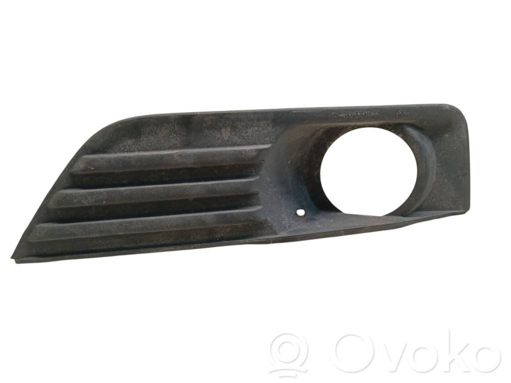 Ford Focus Front fog light trim/grill 