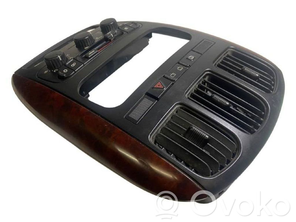 Chrysler Voyager Griglia di ventilazione centrale cruscotto 