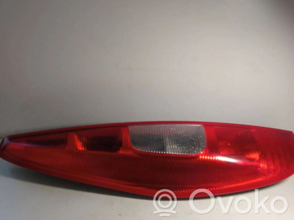 Mitsubishi Colt Lampă spate în caroserie 