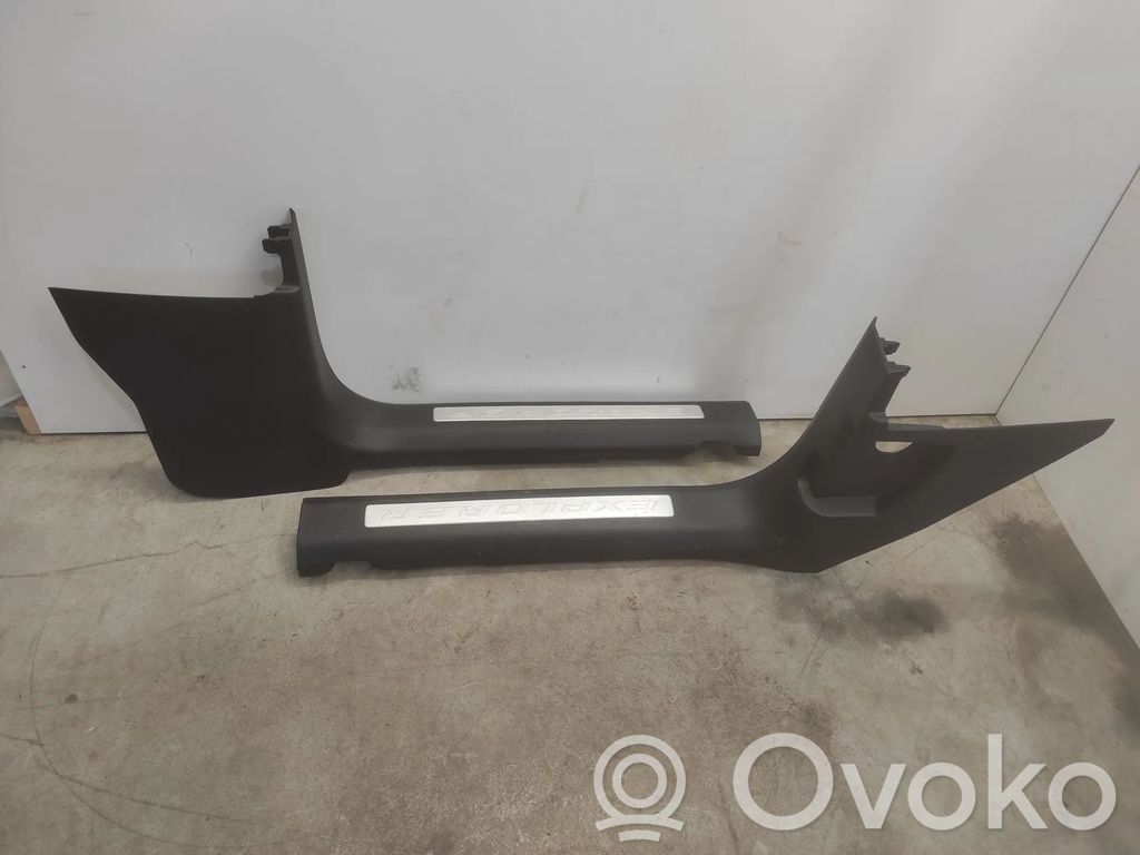 Ford Explorer VI Alte componente capac prag/stâlp 