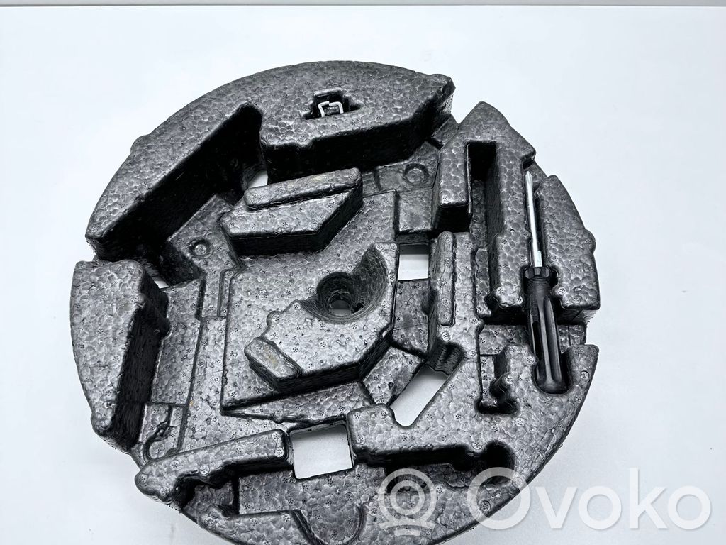 Opel Insignia A Tool set 