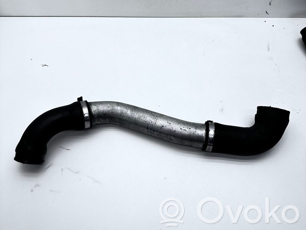 BMW 5 E39 Intercooler hose/pipe 