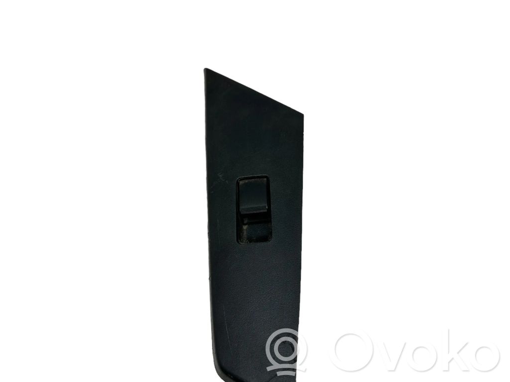 Mazda 3 II Quarter vent window switch 