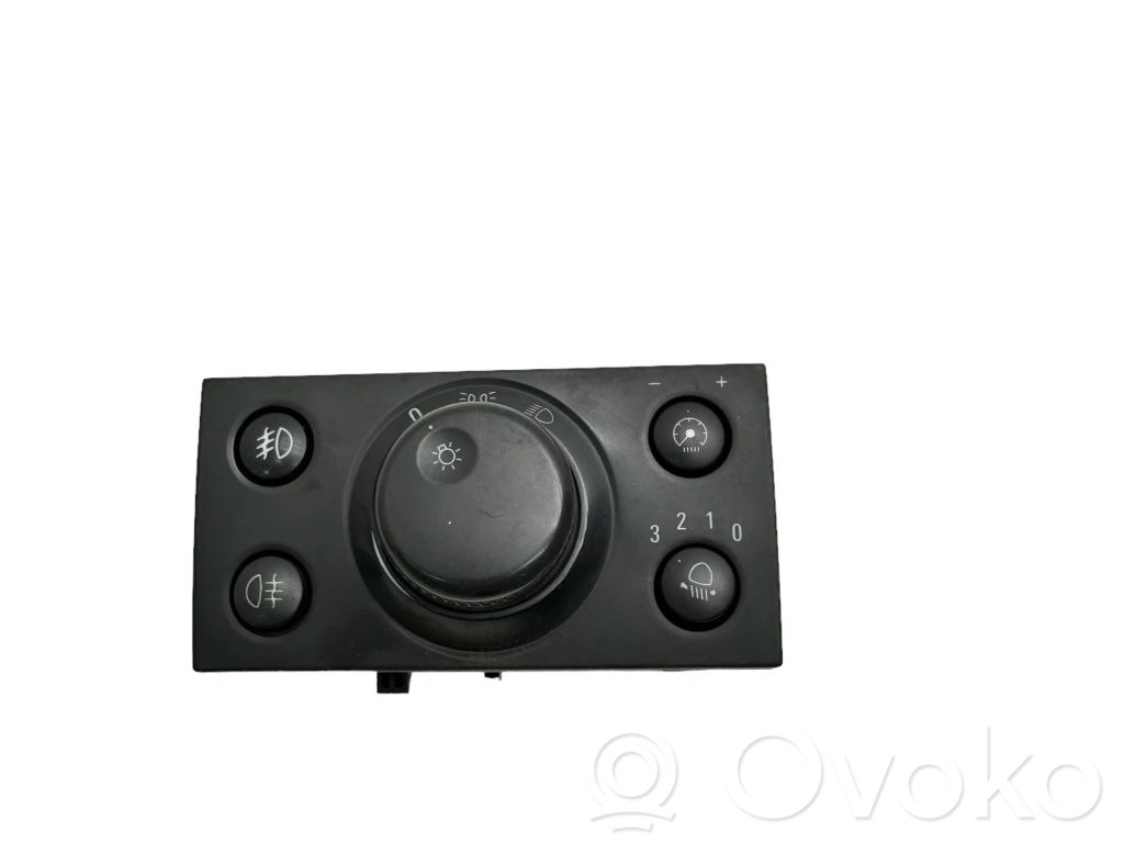 Opel Vectra C Light switch 