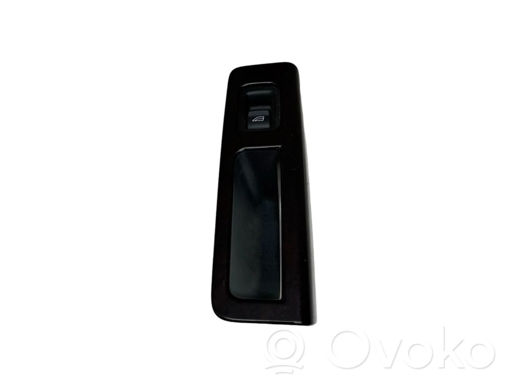 Volvo V50 Rear door interior handle 