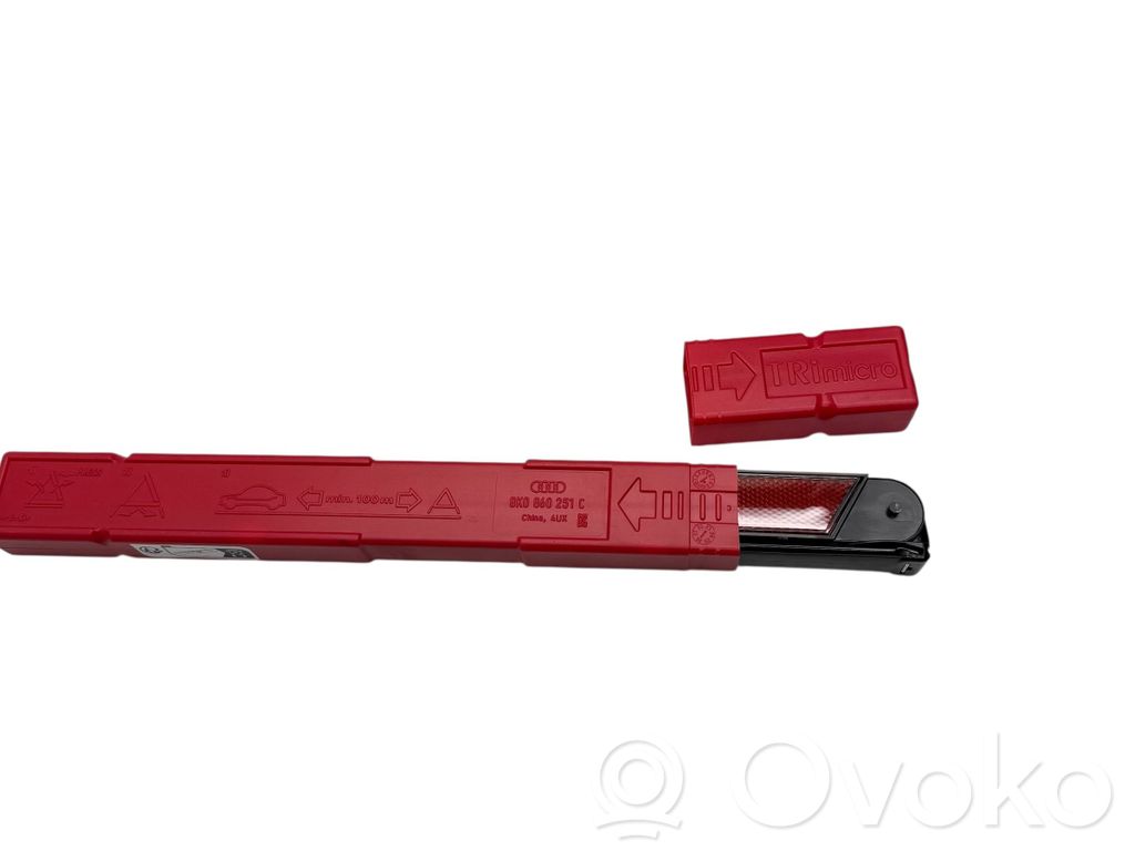 Audi Q2 - Triangle d'avertissement 