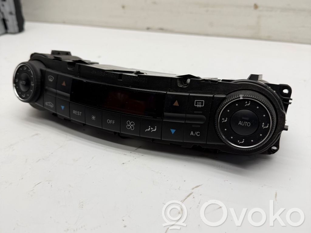 Mercedes-Benz CLS C219 Unitate control climatizare 