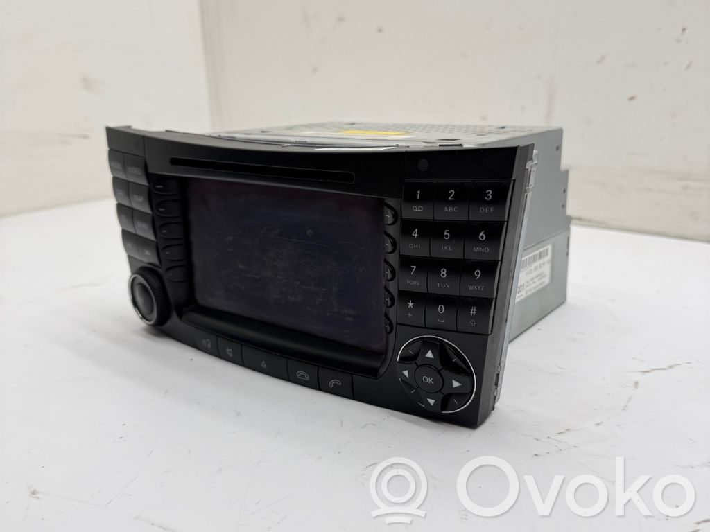 Mercedes-Benz CLS C219 Radio/CD/DVD/GPS head unit 
