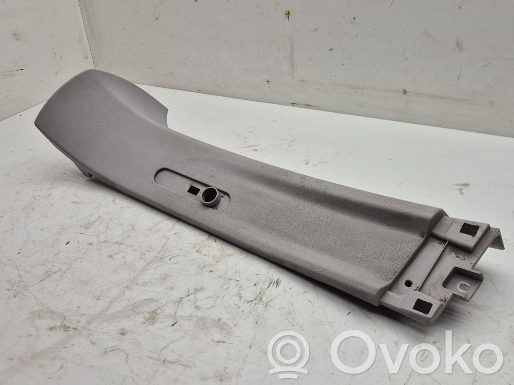 Verkleidung oben B-Säule   735455901