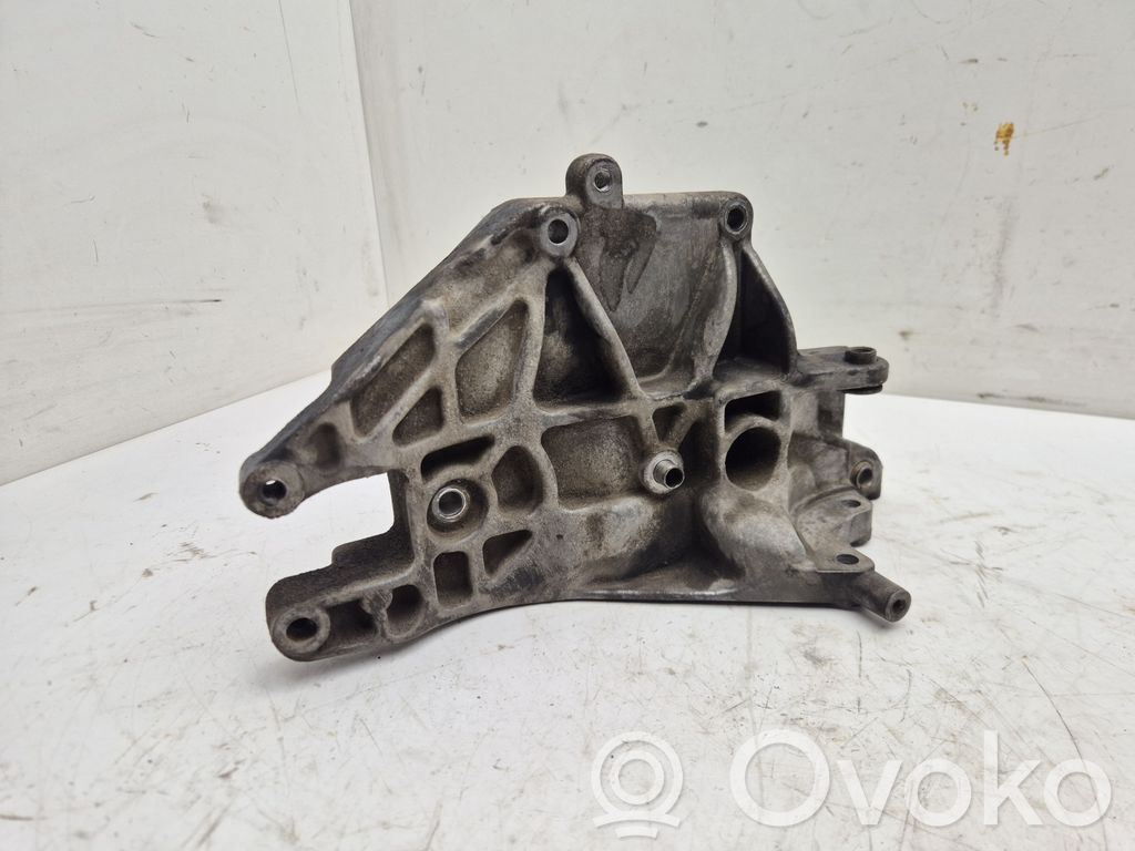 Peugeot Bipper Generator/alternator bracket 