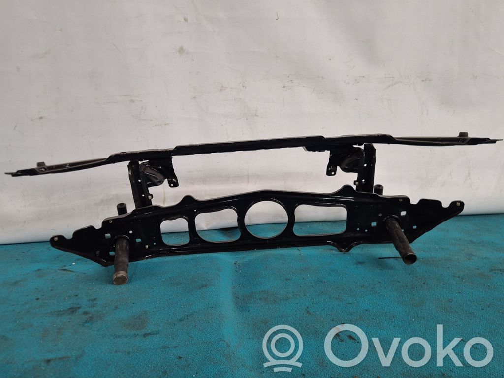 BMW 5 E39 Radiatoru panelis 