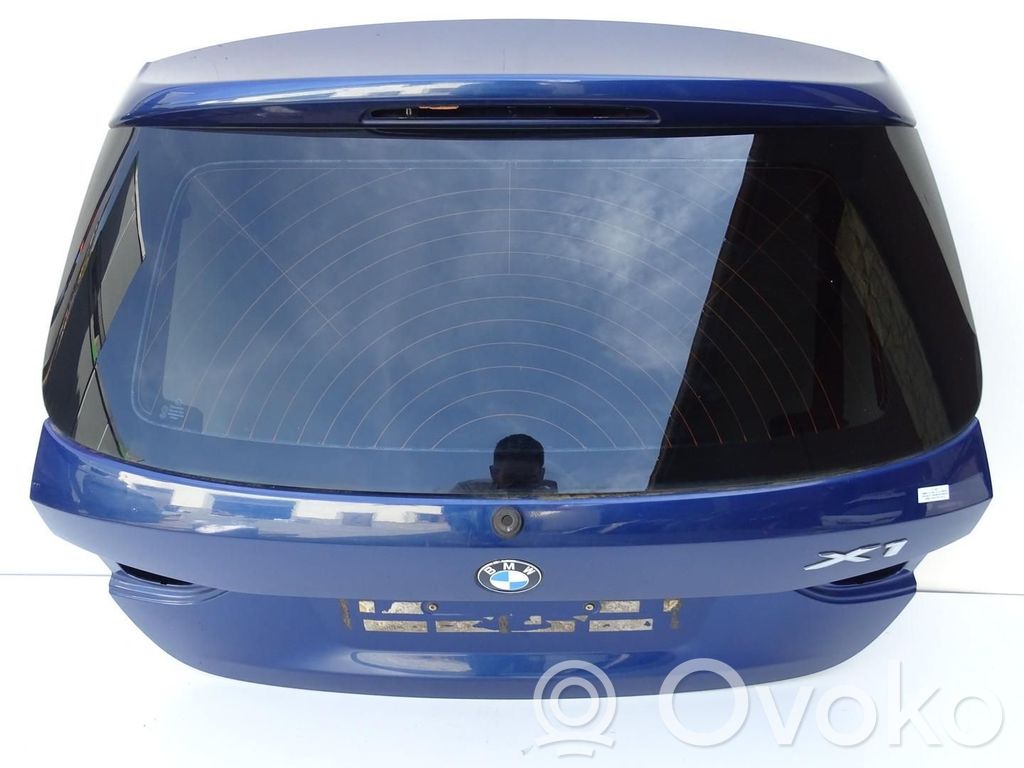 Couvercle de coffre   BLAU,381,BLAU