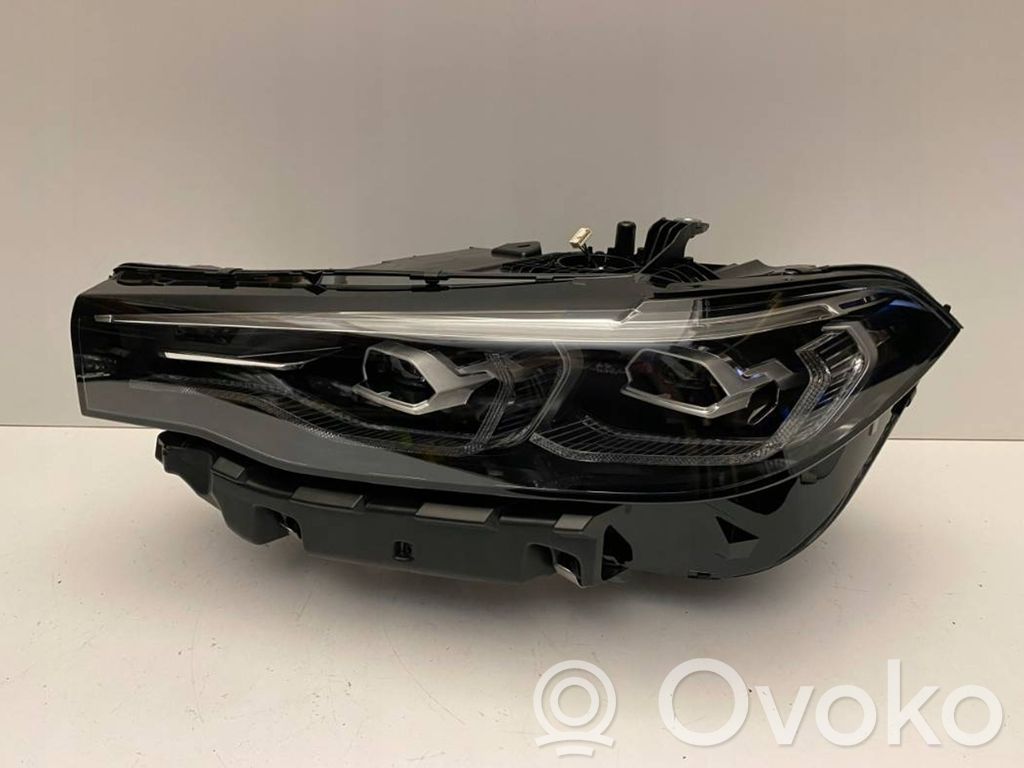 BMW X7 G07 Lampa przednia 