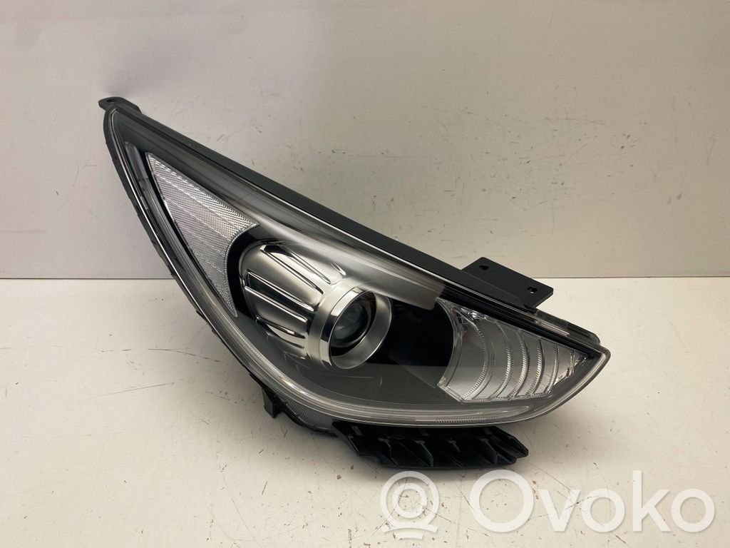 KIA Niro Lampa przednia 