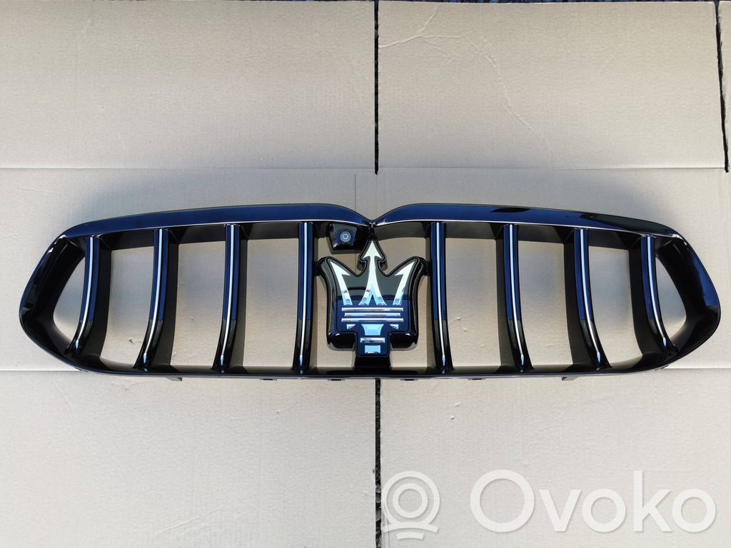 Maserati Grecale Etusäleikkö 