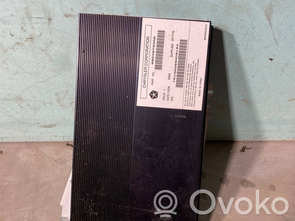 Dodge PickUp RAM SRT-10 Amplificador de sonido 
