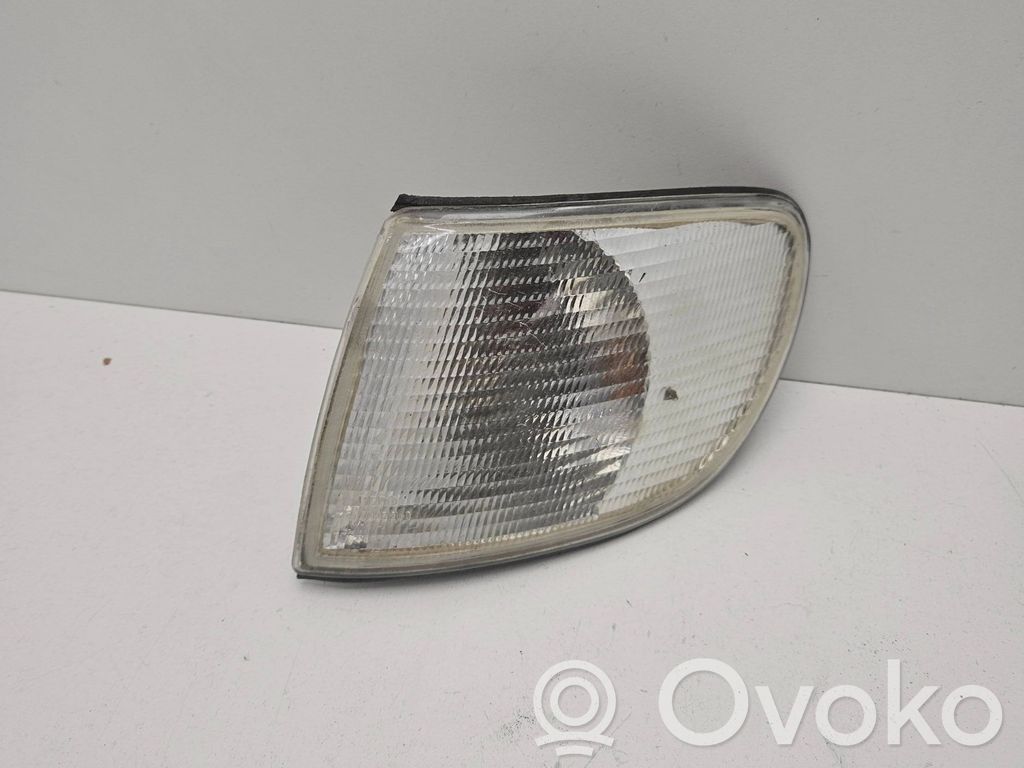 Audi A6 S6 C4 4A Front indicator light 
