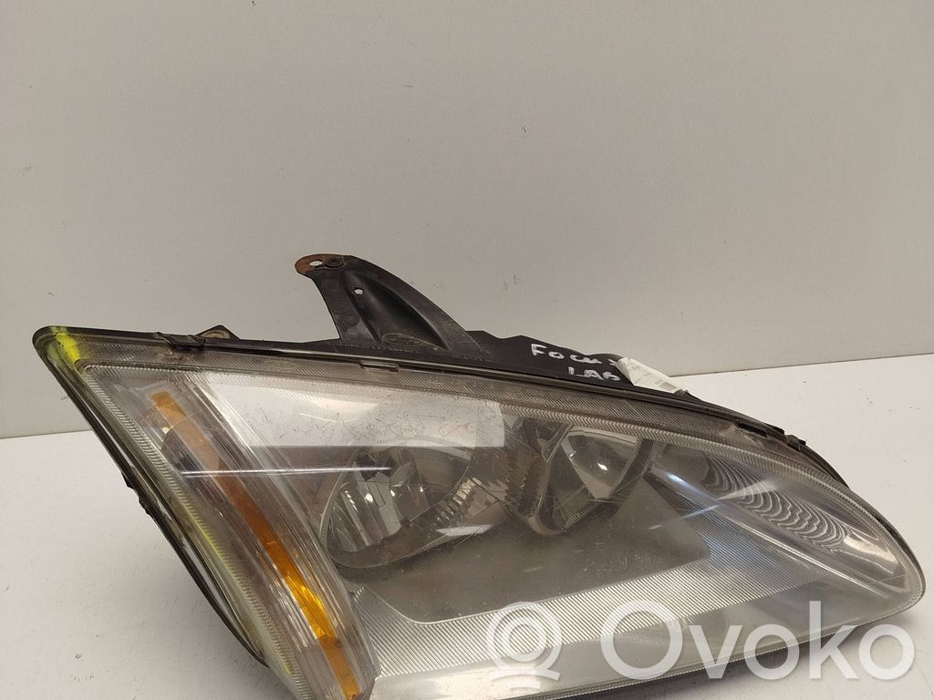 Ford Focus Scheinwerfer 