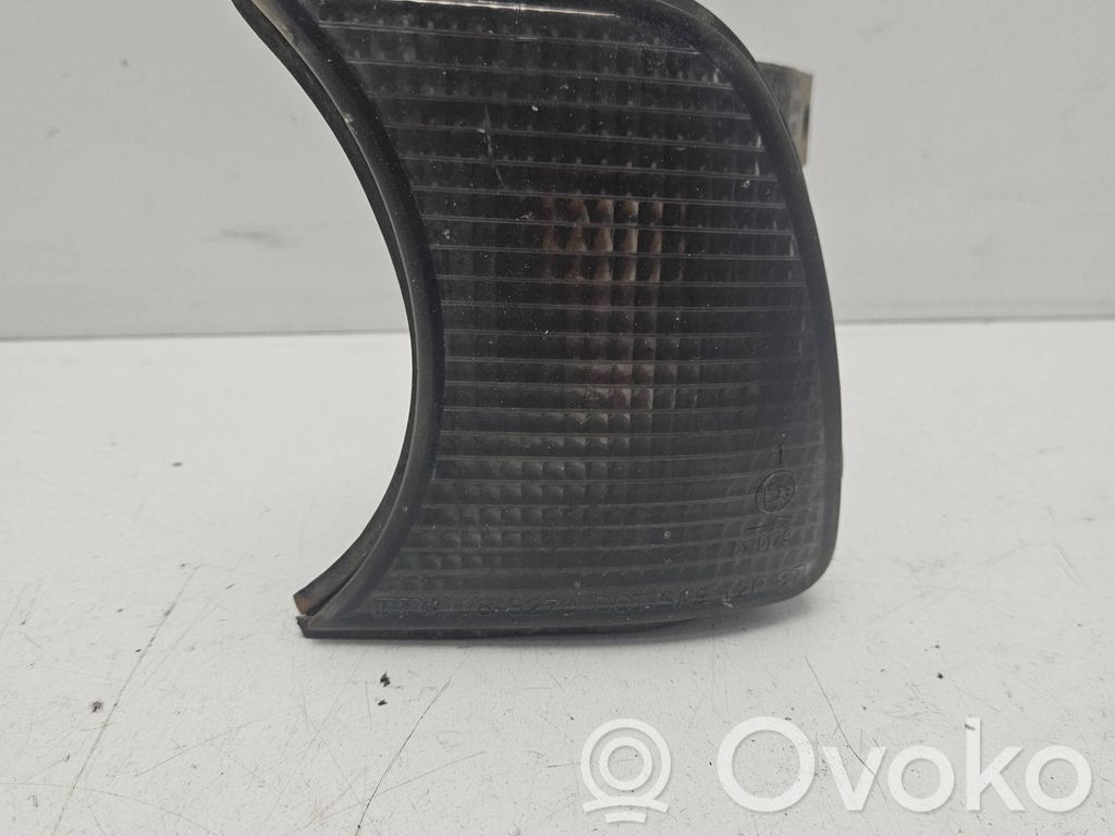 Front indicator light   969798,183270B