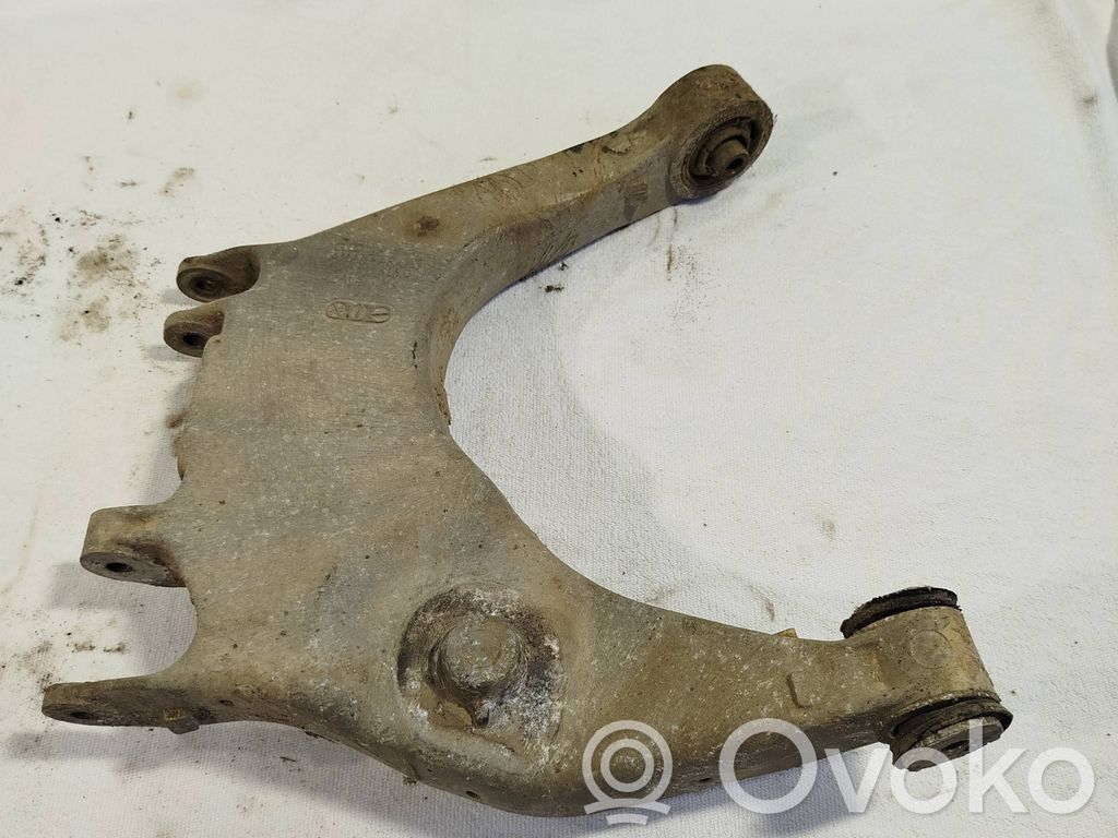 Audi A8 S8 D2 4D Querlenker Achsschenkel hinten 