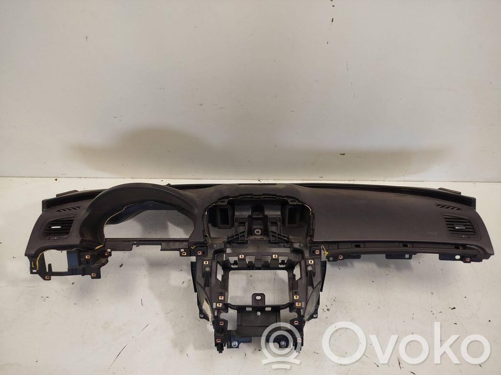 Opel Insignia A Deska rozdzielcza 