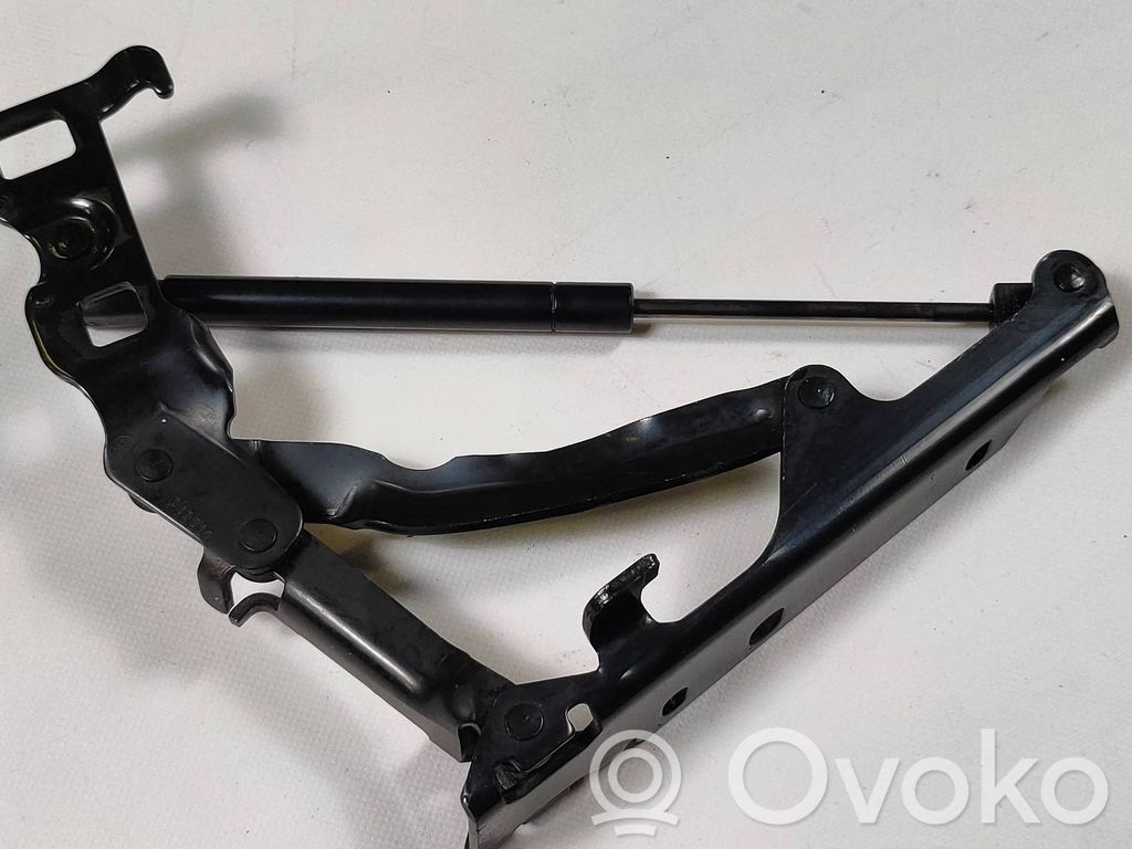 Tailgate/trunk/boot hinge   6104RH,032971