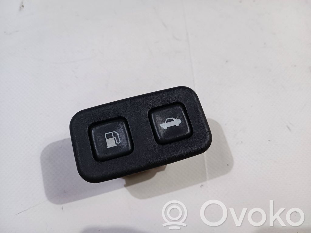 Chevrolet Corvette Tailgate/trunk/boot open switch 