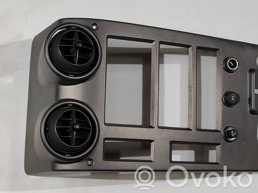 Hummer H2 Konsola środkowa / Panel sterowania 