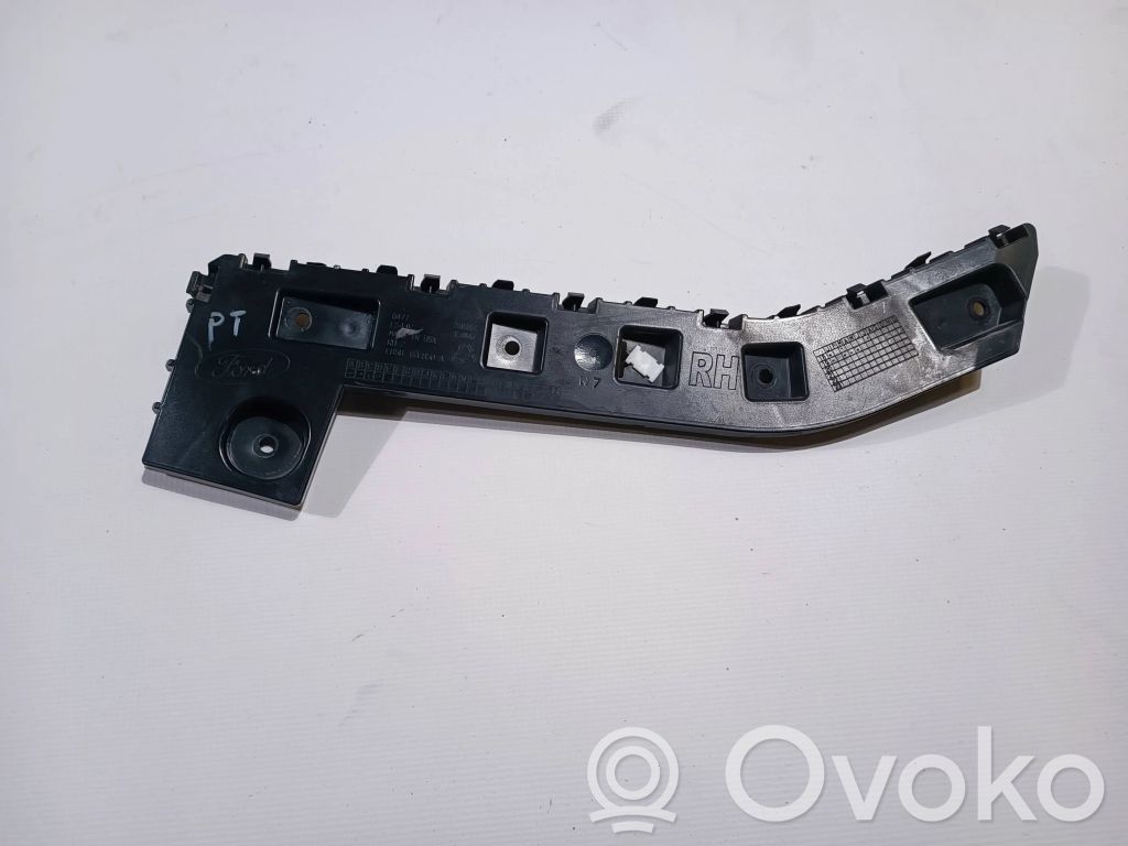Ford Explorer VI Rear bumper mounting bracket 