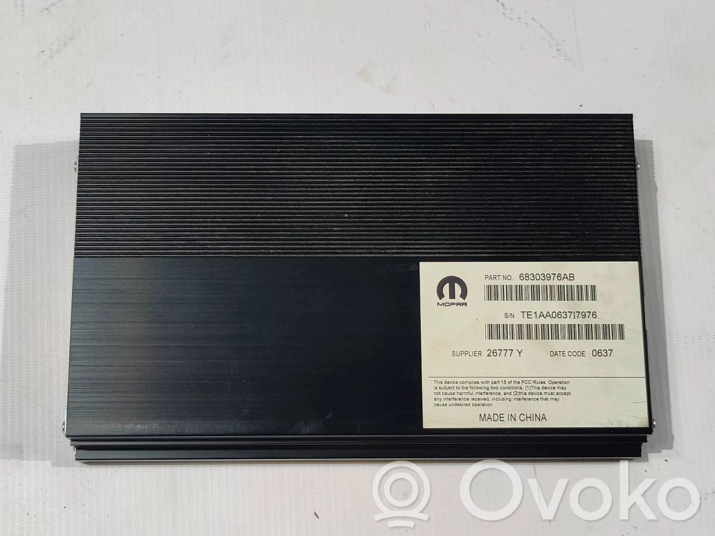 Chrysler 300C Garso stiprintuvas 